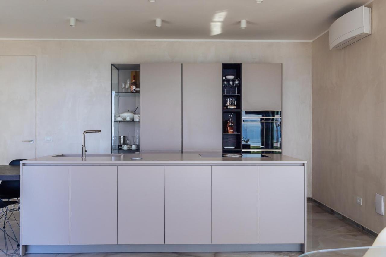 Villa Sabrina Riviera Dei Fiori A Picco Sul Mare Con Piscina Privata ,Wellness & Spa Imperia Kültér fotó