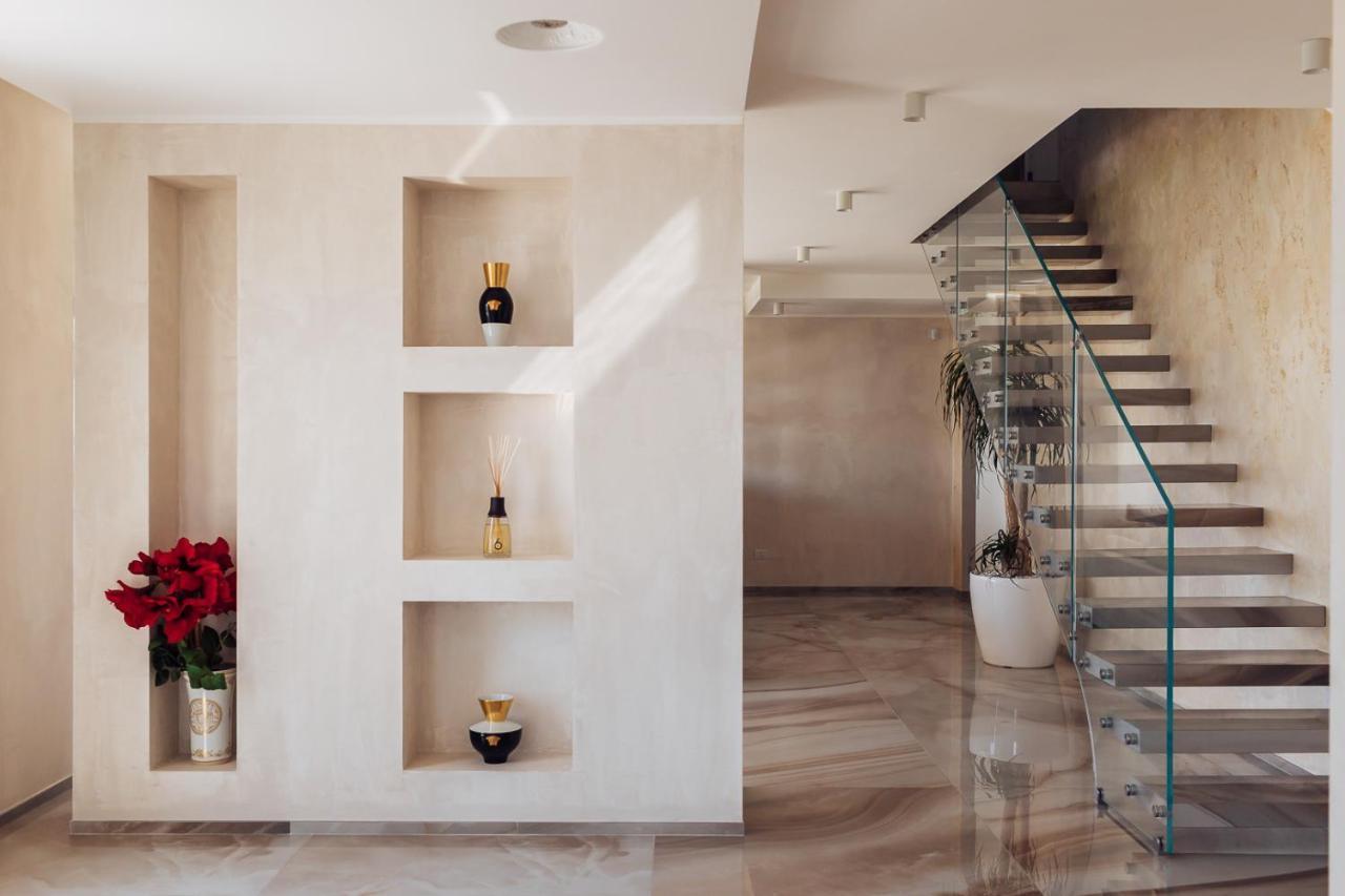 Villa Sabrina Riviera Dei Fiori A Picco Sul Mare Con Piscina Privata ,Wellness & Spa Imperia Kültér fotó