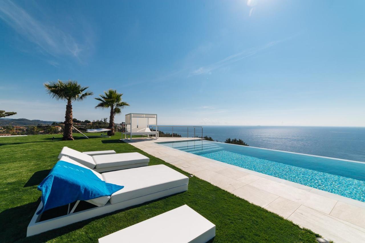 Villa Sabrina Riviera Dei Fiori A Picco Sul Mare Con Piscina Privata ,Wellness & Spa Imperia Kültér fotó